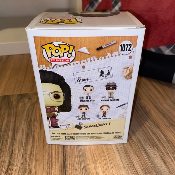 Funko Pop Dwight Shrute as Kerrigan - Picture 2 of 3